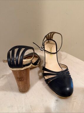 CHANEL Black Leather Strappy Block Heel Sandals 38
